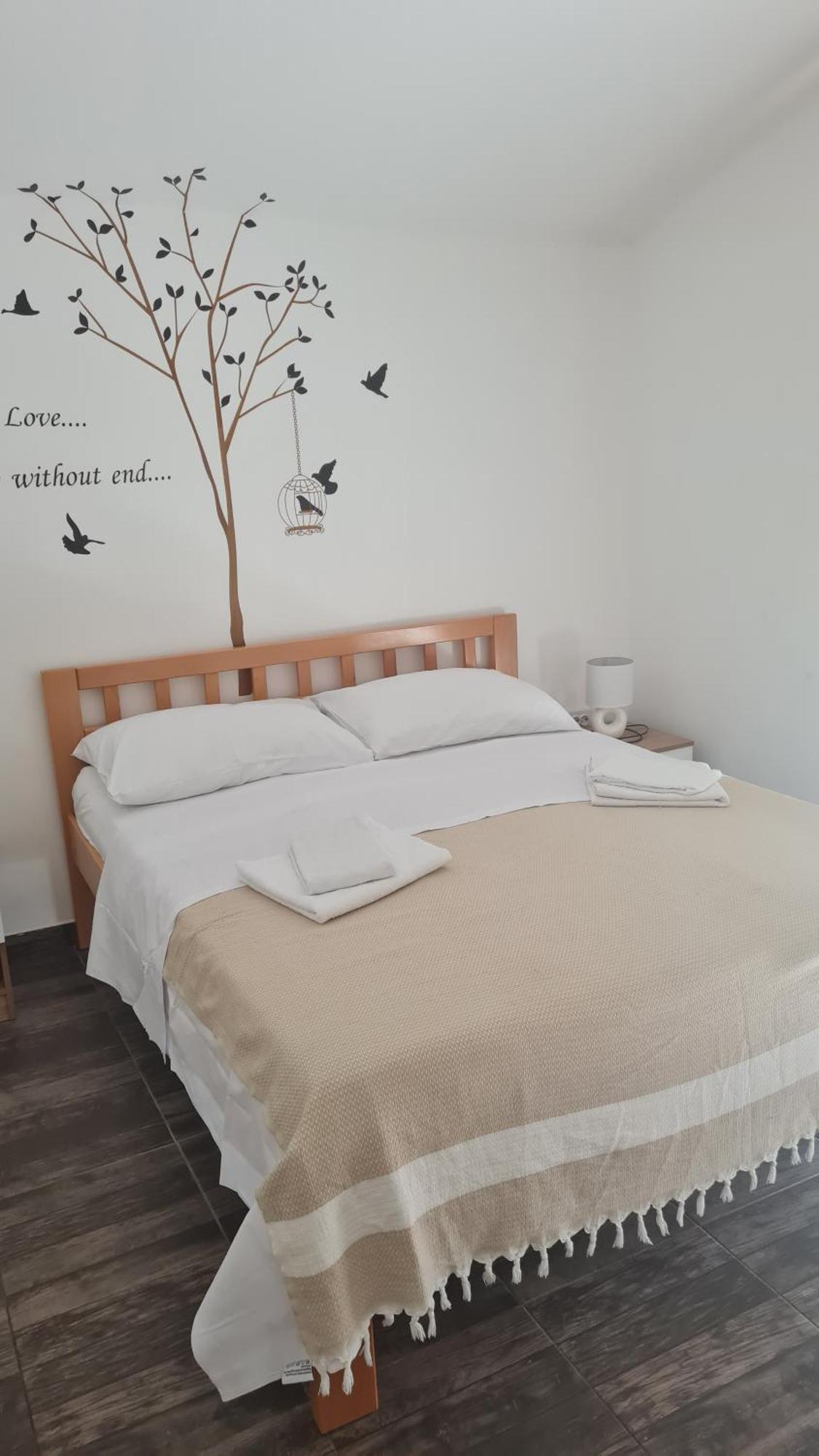 Vila Velvet Hotel สตารีกราด-ปาเคลนีซา ห้อง รูปภาพ