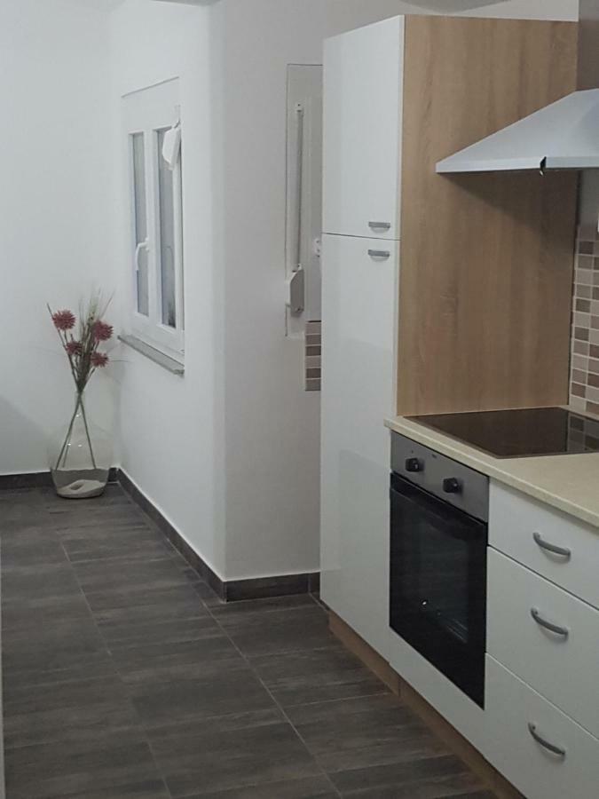 Vila Velvet Hotel สตารีกราด-ปาเคลนีซา ภายนอก รูปภาพ